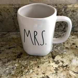 Rae Dunn by Magenta MRS Mug LL Black  Brand New